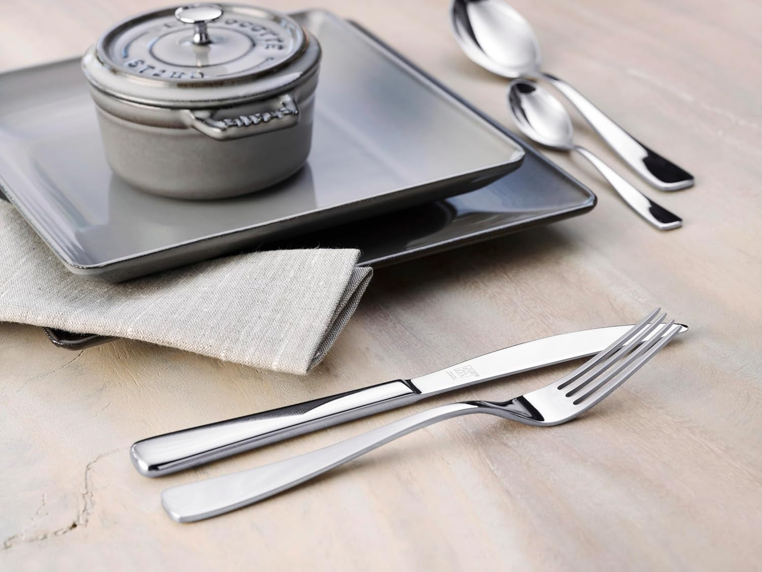 Set de tacâmuri ZWILLING Soho, 68 piese, pentru 12 persoane Bucatarie Naty Shop