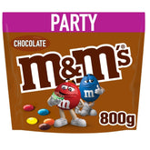 Chokolade M&M's Large Pack, sprøde chokoladelinser med farvet sukkerglasur, festblanding, 1 x 800 g, slik amerikansk fodbold-tema