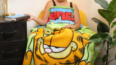 Silver Buffalo Garfield hængende tæppe, fleece, 114,3 X 152,4 cm Silver Buffalo senge og tæpper