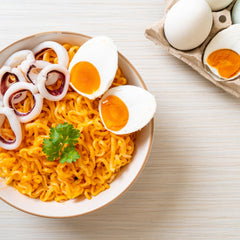 MAMA - Instant nudler med saltet æg - Multipack (10 x 85g)