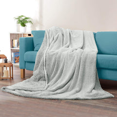 Aqua-Textil Fluffy kæletæppe 150 X 200 Cm Grå Hvid Melange Plys TV-tæppe Sengetæppe Sherpa Fleece Oeko-Tex Ottawa Senge og tæpper Besuche den aqua-textil-Store