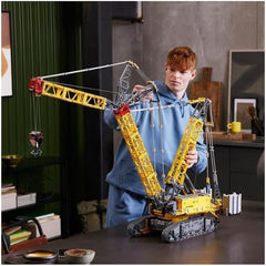 LEGO Technic Liebherr LR 13000 larvekransæt, byg den bedste fjernbetjente byggekøretøjsmodel med Control+ app, kran med spilsystem og løftearm, stort modelsæt til voksne 42146 Besuche Den LEGO-Store byggesæt