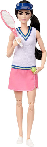 Barbie Made to Move - Tennisspielerin mit Schläger und Ball - Puppe mit 22 Gelenken für realistisches Spielvergnügen, für Tennisfans und Kinder ab 3 Jahren, HKT73