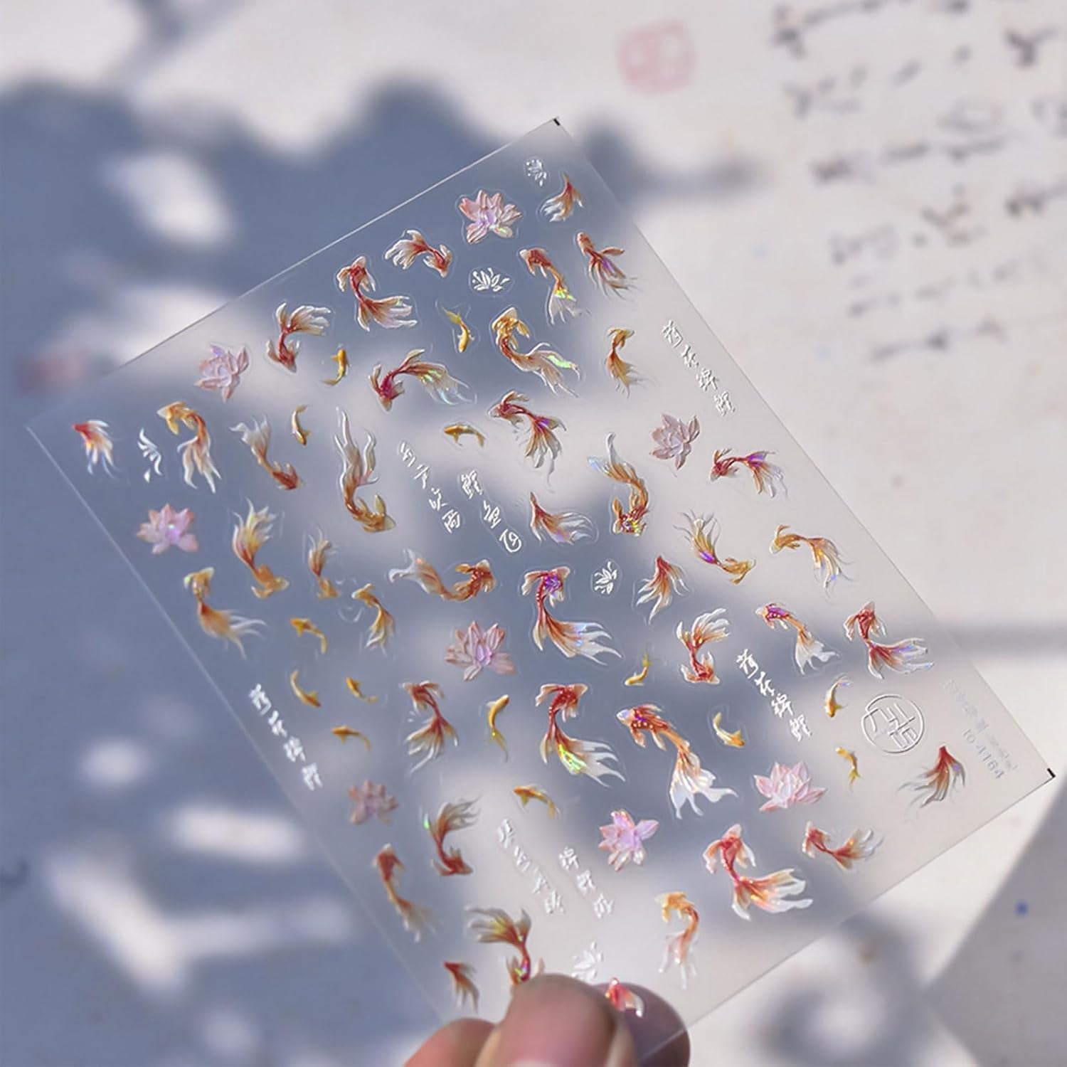 JMEOWIO 3D Nagelsticker Koi Fisch Nail Art Sticker Selbstklebend Nagelaufkleber 5D Stereoskopisch Dekoration Nageldesign Zubehör 1 Blatt