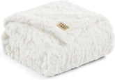 UGG Adalee 10483 Soft Faux Fur Throw Blanket, Reversible, Luxurious, Cosy, Fluffy, Fluffy, Hotel Style, Boho, Home Decoration, Soft, Luxurious, Comfortable Blankets For Couch, 178 X 127 Cm, Paturi si Cuverturi UGG Fildeș