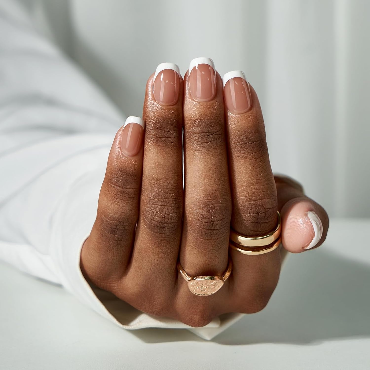 Btartbox Unghii False Scurte și Pătrate, Model Baby Boomer, pentru Lipire, Unghii False Albe, Roz Gradient, Unghii Artificiale Scurte cu Lipici de Unghii, 30 Bucăți Unghii False Artificiale Pătrate