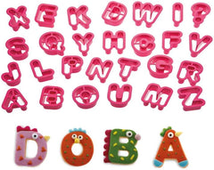 , 0255081 Forme de biscuiți cu litere mari 5,2 x H 2,2, Setul ideal pentru realizarea de decorațiuni din fondant sau cauciuc, Fabricat în Italia, Pachet de 27 de piese, Roz