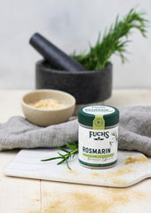 Fuchs Gewürze - Rosmarin gemahlen - zum Würzen von Fisch, Fleisch und Gemüse - naturlige ingredienser - 30 g i wiederverwendbarer, genbrugsbarer Dosis