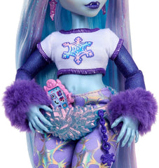 Monster High Abbey Bominable Yeti med Mammoth Pet og tilbehør - Uhyggeligt snefnuglook til børn 4+, HNF64 Naty Shop Dolls