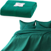 Ameliahome sengetæppe 200X220 Cm mørkegrøn sengetæppe med to prægede sider Matt satin Carmen Senge og tæpper Besuche den AmeliaHome-Store Carmen Mørkegrøn 200X220 Cm