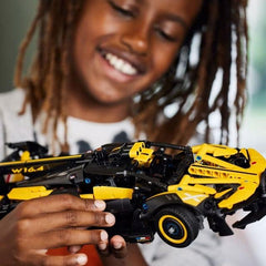 LEGO Technic Bugatti racerbil, bilmodelsæt, sportsvognslegetøj, ikonisk samlerbilsæt, byggelegetøj fra 9 år 42151 Byggesæt Besuche den LEGO-Store