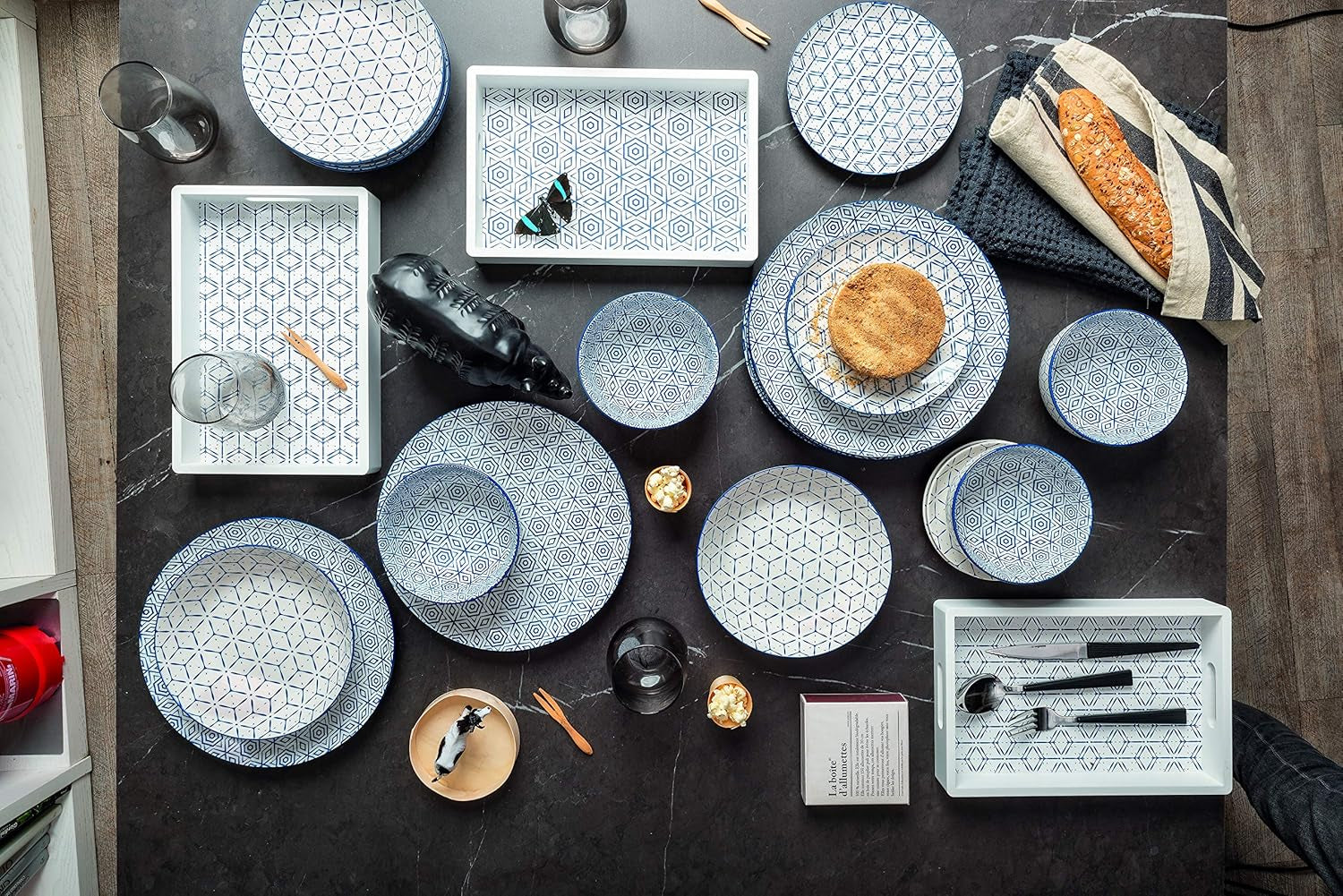 Downtown Tellerservice Für 6 Personen, 18 Stück, Porzellan, Weiß Und Blau Seturi vesela masa Naty Shop