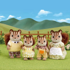 Sylvanian Families L4172 Walnut Squirrel Family - Figurine pentru casă de păpuși
