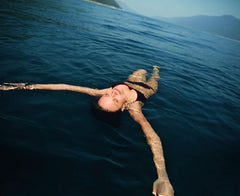 Kneipp, aditiv de baie cu extract de înaltă calitate din flori organice de trandafir și un complex de uleiuri hrănitoare, 400 ml Duș și baie Naty Shop