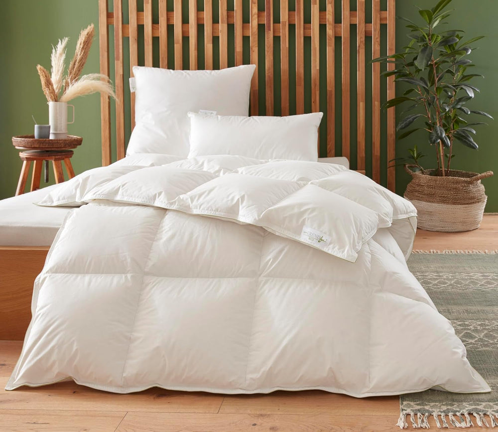 Badenia Trendline Eco plapumă caldă cu 90% puf și 10% pene clasa I, 135 X 200 cm, alb, certificat Öko-Tex, produs în conformitate cu standardul de calitate german Plapumi si pilote Naty Shop 135 X 200 Cm Pătură caldă de iarnă