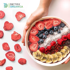FRUCTE DE STRAWBERRIES FREEZE-DRIED, 100g fructe în felii, 100% fructe uscate - naturale și fără adaos de zahăr sau aditivi, de cea mai înaltă calitate de la Detox Organica Produse deshidratate Naty Shop