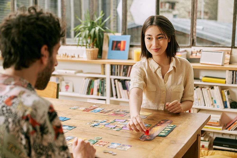 Asmodee 7 Wonders Duel, Core Game, Connoisseur Game, Strategi Game, 2 Players, Ages 10+, 30 Minutes, German