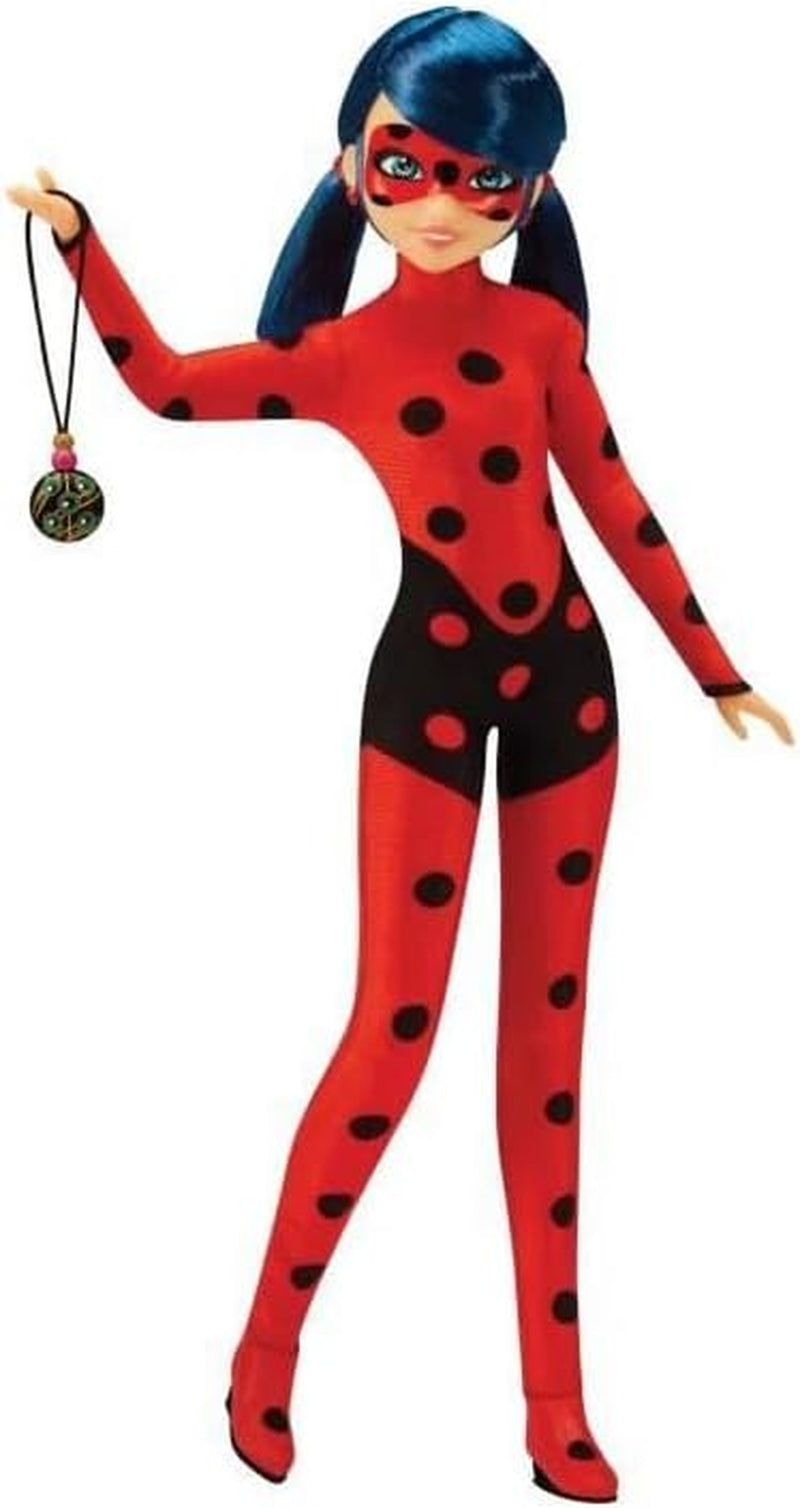 Bandai - Miraculous Ladybug - Dukke Marinette Farveskift Surprise - Jointed Miraculous Dukke, 26 Cm + 3 overraskelser - Tilfældig model - P50390 Naty Shop Dolls Ladybug Lucky Charm