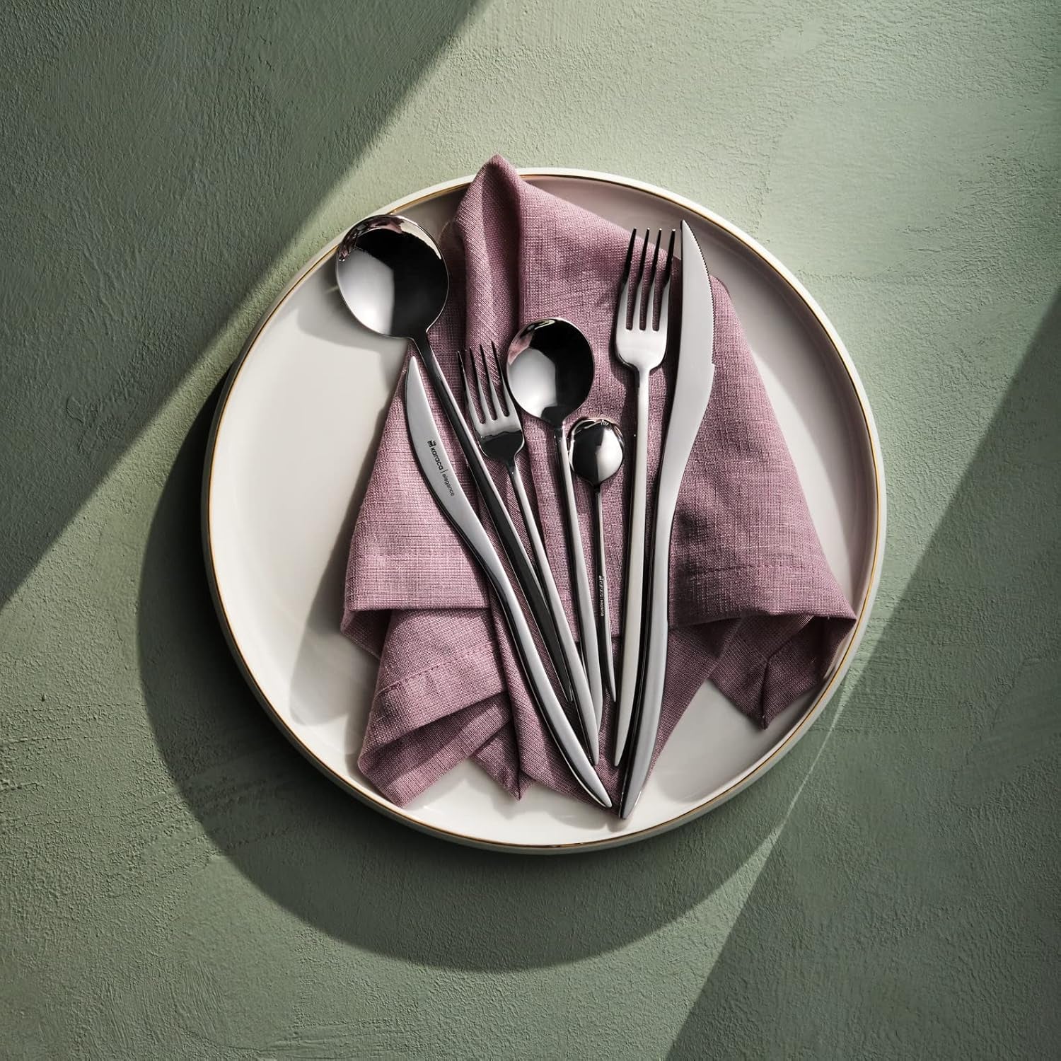 Karaca Amour, sæt med 84 bestik til 12 personer Kitchen Naty Shop