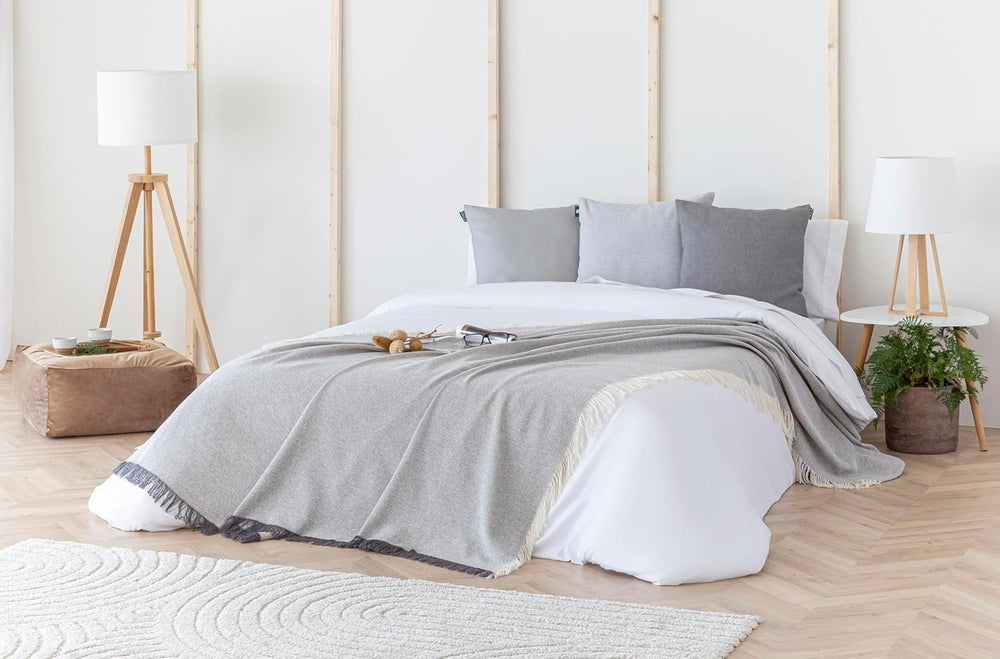 Multifunktionelt sengebetræk, sengetæppe, sengebetræk, sofabetræk, Jarapas, ensfarvet (180 X 260 cm, mørkegrå). Senge og tæpper Besuche den Todocama-Store