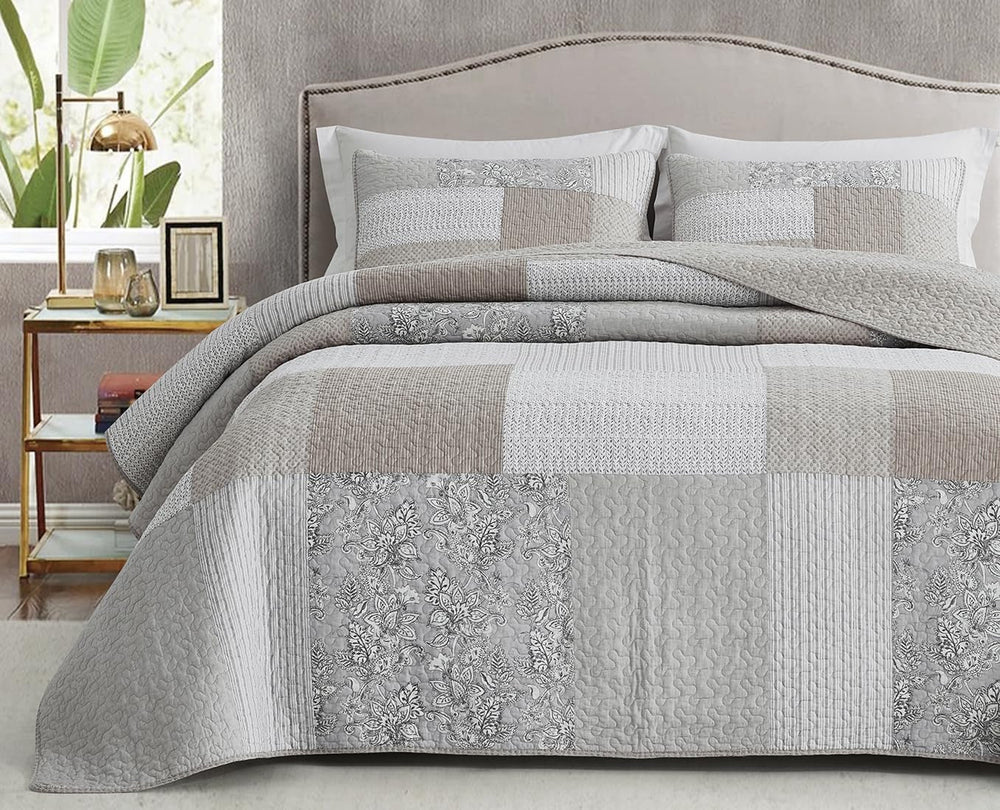 Chezmoi Collection Addy Patchwork Quilt Sæt Forvasket Bomuld Letvægts Vendbar All Seasons Oversized 3 dele Navy White Grå Taupe Plaid Quilts & Quilts Naty Shop Hibiscus Patchwork Taupe Queen