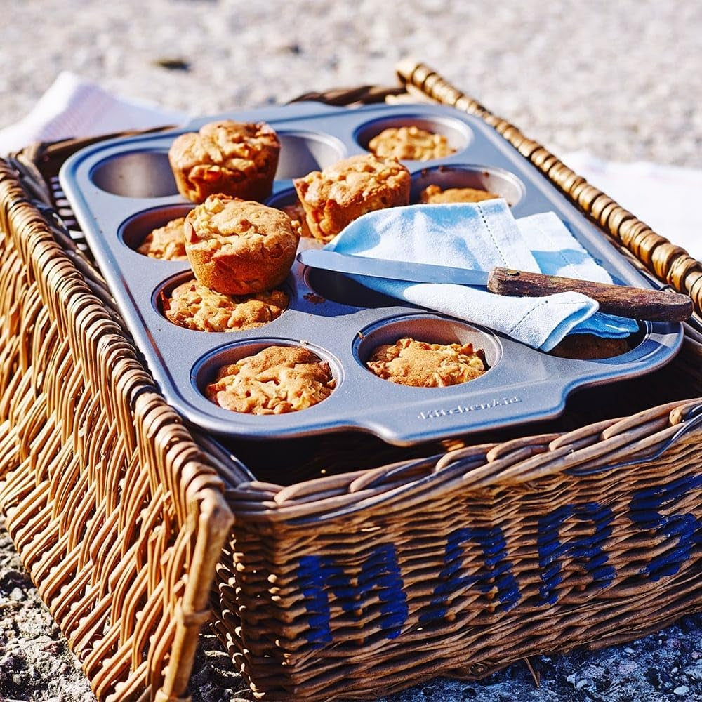 Kitchenaid Aluminiseret stål Bagegrej Muffinbakke Non-Stick Ovn Tåler Opvaskemaskine Tåler Grå Naty Shop Bagepander og bakker