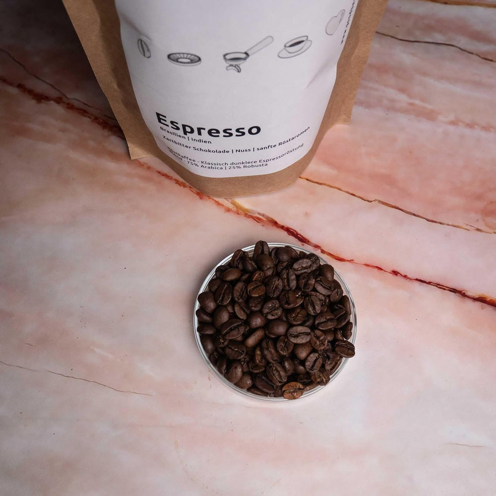 ESPRESSO | Boabe de cafea 500g - 100% Arabica | Proaspăt prăjite pentru prepararea espresso | Boabe de cafea întregi | Aromă clasică de cafea
