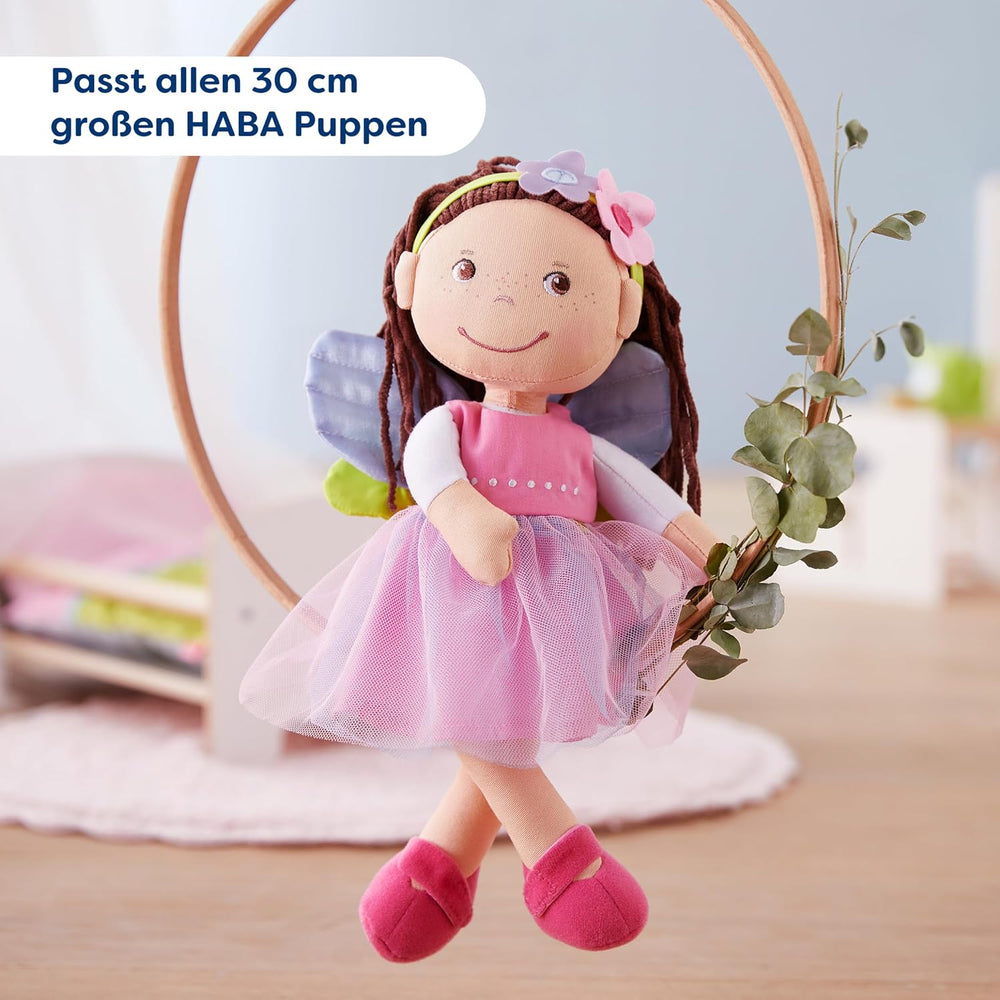 Haine pentru păpuși HABA Fairy Magic – set de 2 piese pentru păpuși cu vârsta de 18 luni și peste (30 cm) – rochie cu tul și aripi, bandă pentru păr cu flori inclusă – 1306243001