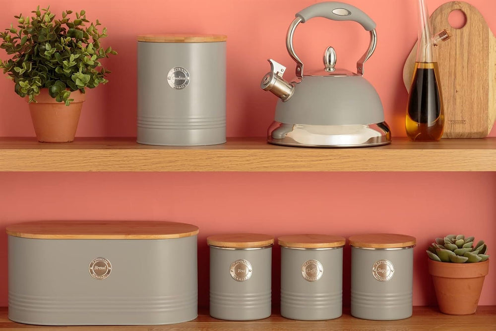 LIVING collection, borcan pentru biscuiți cu capac | gri pastel | cutie de depozitare de 3,4 L pentru biscuiți | borcan pentru biscuiți din oțel cu capac | borcane de depozitare etanșe din bambus cu capac Cutii depozitare alimente Naty Shop