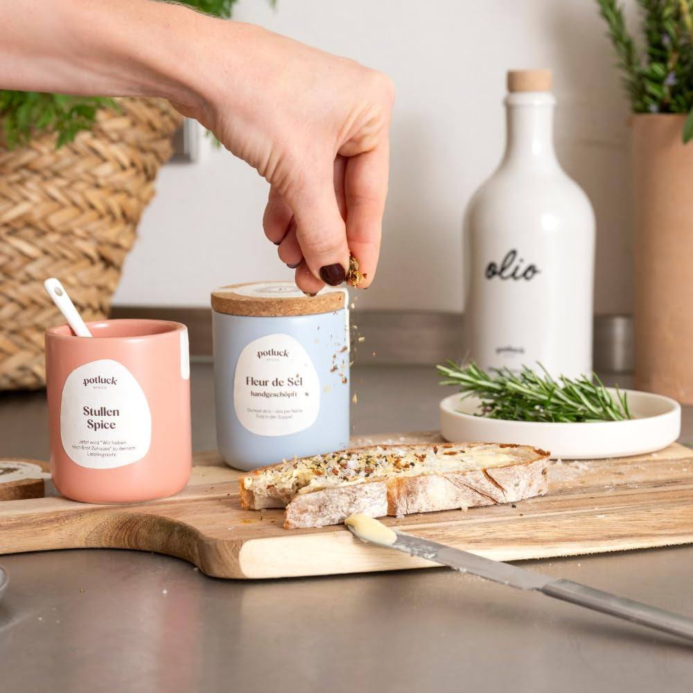Potluck | Stullen Spice | Gewürzzubereitung im Keramiktopf | 60 g | Vegansk, glutenfri og med naturlige ingredienser