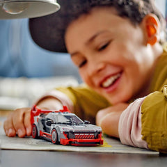 LEGO Speed Champions Audi S1 E-Tron Quattro racerbilsæt med billegetøj til at bygge, lege og vise, bilmodel til børn, gave til 9-årige drenge og piger 76921 Byggesæt Besuche den LEGO-Store
