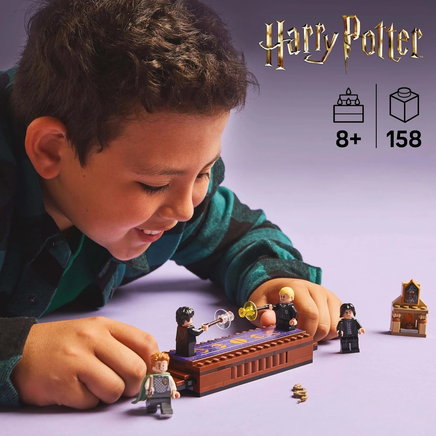 LEGO Harry Potter Hogwarts Castle: Duelklubbyggesæt med 4 minifigurer inkl. Draco Malfoy, Gilderoy Lockhart & Severus Snape, sæt med funktion Til drenge og piger i alderen 8+ 76441 Byggesæt Besuche den LEGO-Store