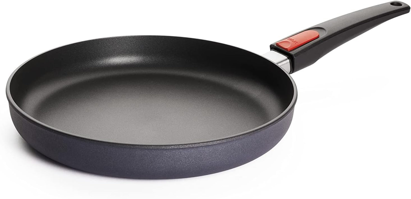 Woll Diamond Lite flad pande - Induktion -, Ø 20 Cm, 5 Cm højde, Med aftageligt håndtag - Velegnet til alle typer kogeplader, Støbt aluminium, Non-stick belægning Naty Shop Gryder og pander Ø 28 Cm