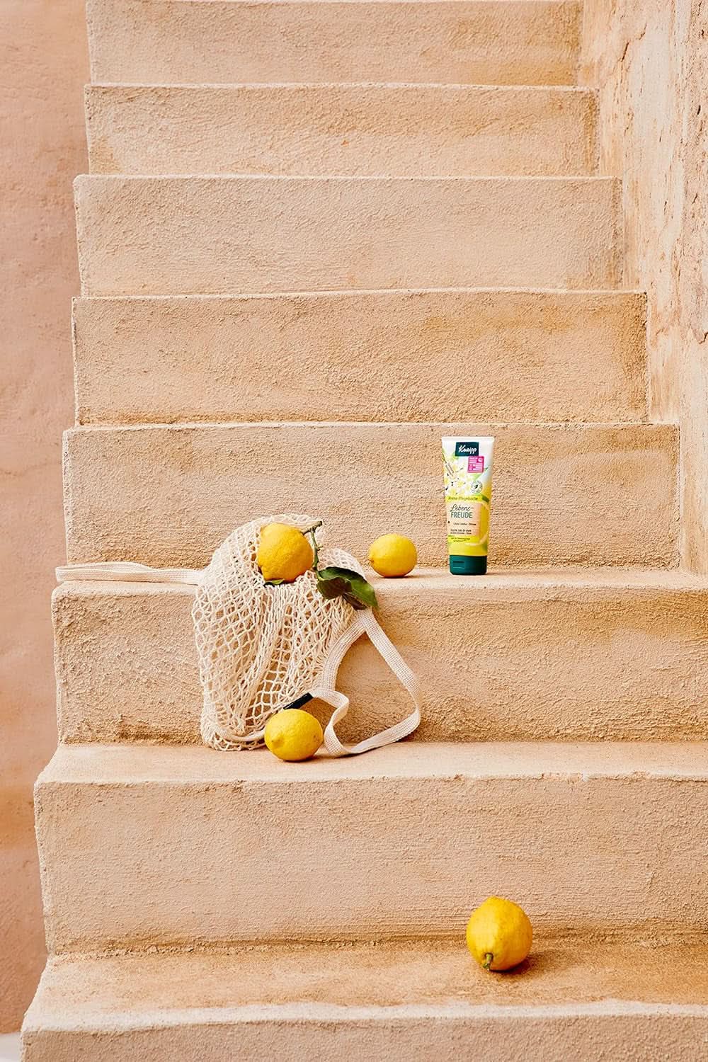 Kneipp Aroma, gel de duș hidratant, 200 ml Duș și baie Naty Shop