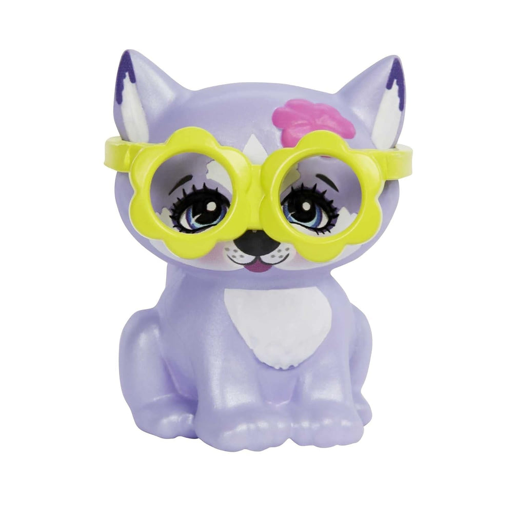 Enchantimals HHB90 - Păpușa Hadley Husky (aprox. 15 cm) și Figurină Animal Câine de Sanie, păpușă mică cu fustă detașabilă și accesorii, cadou excelent pentru copiii cu vârsta de 4 ani și peste