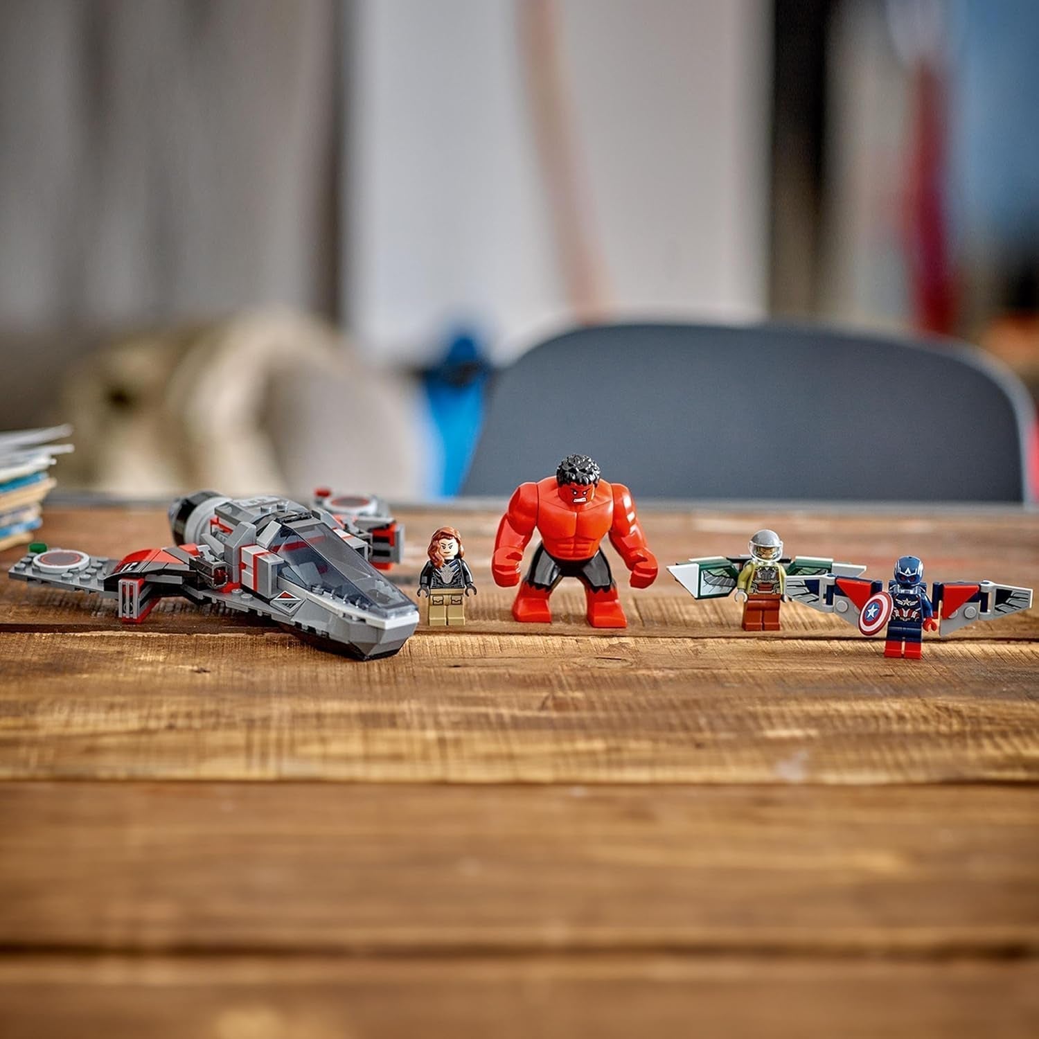 LEGO Marvel-opgør mellem Captain America og Red Hulk Kids, gavebyggeligt jetsæt, superheltelegetøj til drenge og piger 8 år gammelt eventyrbyggelegetøj 76292 Byggesæt Besuche den LEGO-Store