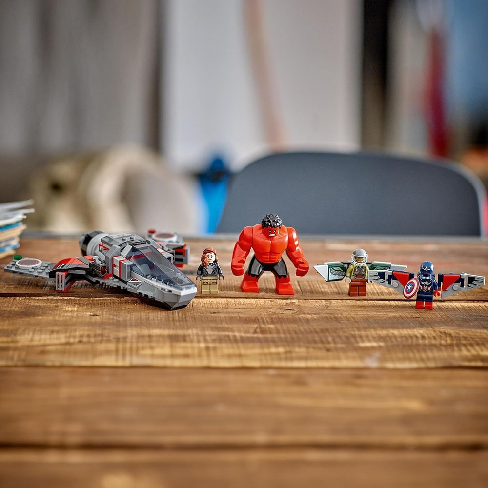 LEGO Marvel-opgør mellem Captain America og Red Hulk Kids, gavebyggeligt jetsæt, superheltelegetøj til drenge og piger 8 år gammelt eventyrbyggelegetøj 76292 Byggesæt Besuche den LEGO-Store