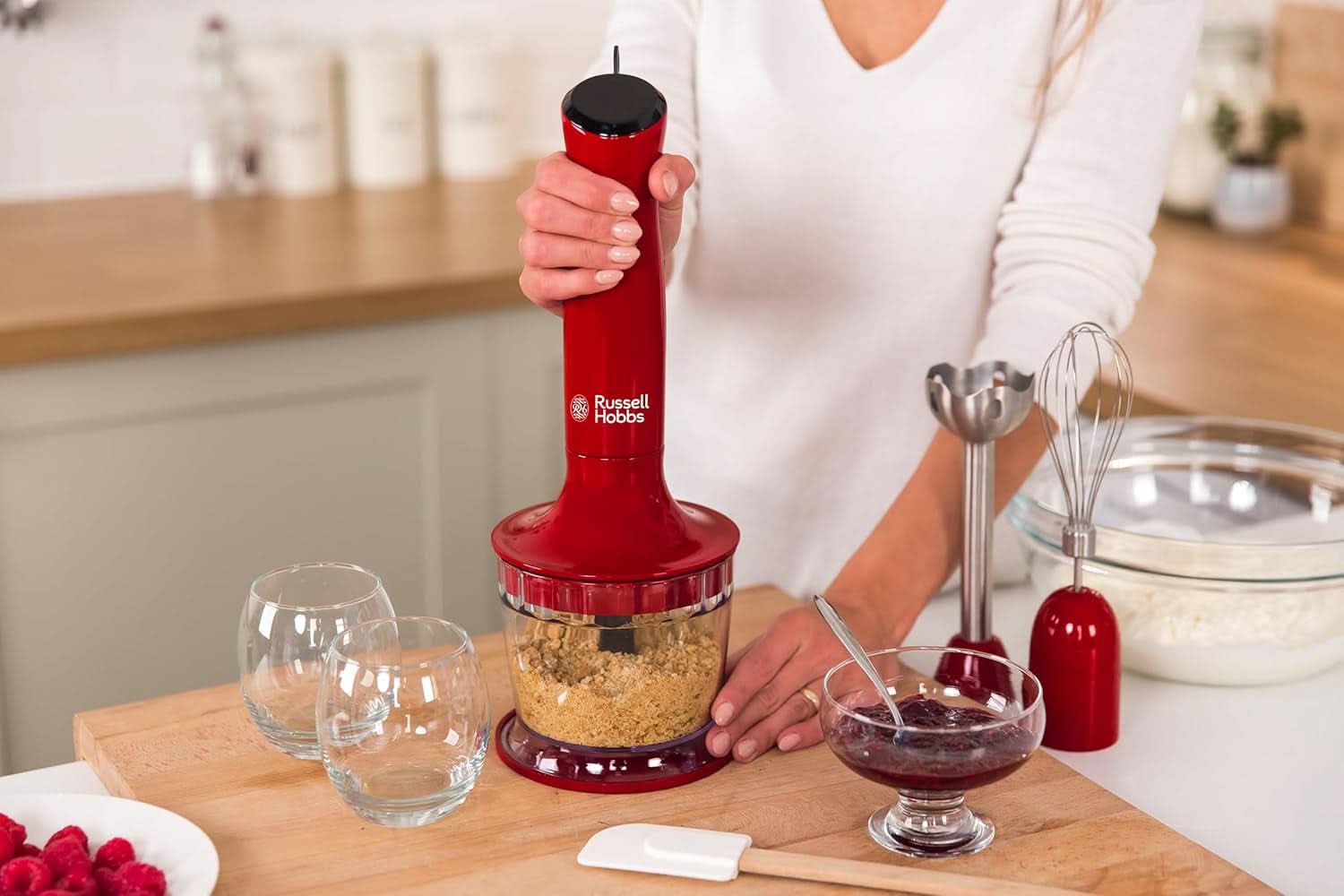Russell Hobbs Stabmixer [3-i-1: Pürierstab/Zerkleinerer, Mixer- & Schneebesenaufsatz] Desire Rot (Bpa-Free & Spülmaschinenfestes Zubehör, Für Smoothie, Suppen Saucen, Joghurt Babynahrung) 24700-56 Kitchen Shop