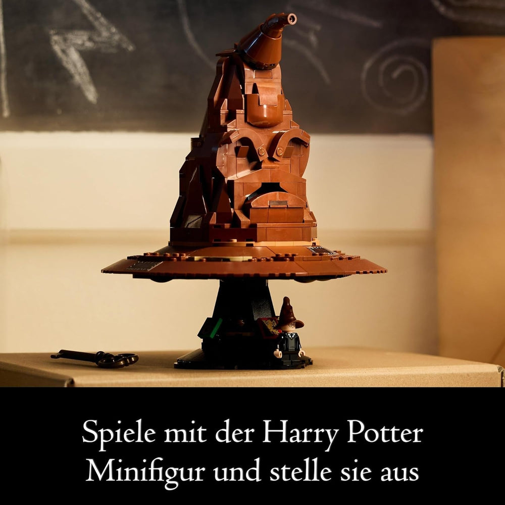 LEGO Harry Potter Talking Hat Hogwarts Model Voksen Film Gave Til Kvinder Mænd Mor Far Med 31 tilfældige lydkombinationer Sorterer dig ind i dit Hogwarts Hus 76429 Byggesæt Besuche den LEGO-Store