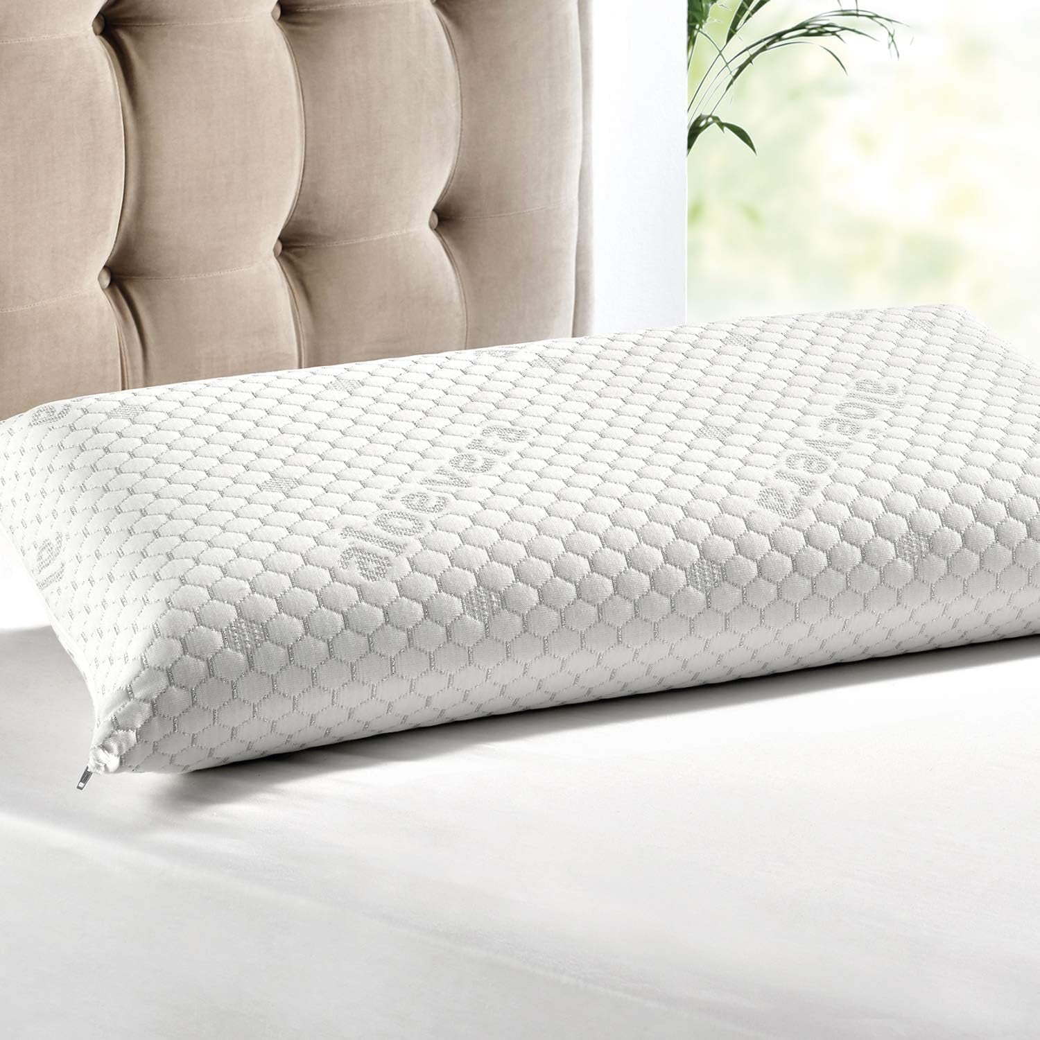 Pikolin Home - Pernă viscoelastică cu tratament cu Aloe Vera și fermitate medie, cu fire argintii și husă dublă, care oferă relaxare și confort. Perne standard Naty Shop