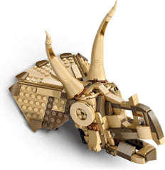 LEGO Jurassic World Dinosaur Fossils: Triceratops Skull Model, dinosaurlegetøj til drenge og piger fra 9 år, gave til børn og fans Jurassic World 76969 Byggesæt Besuche den LEGO-Store
