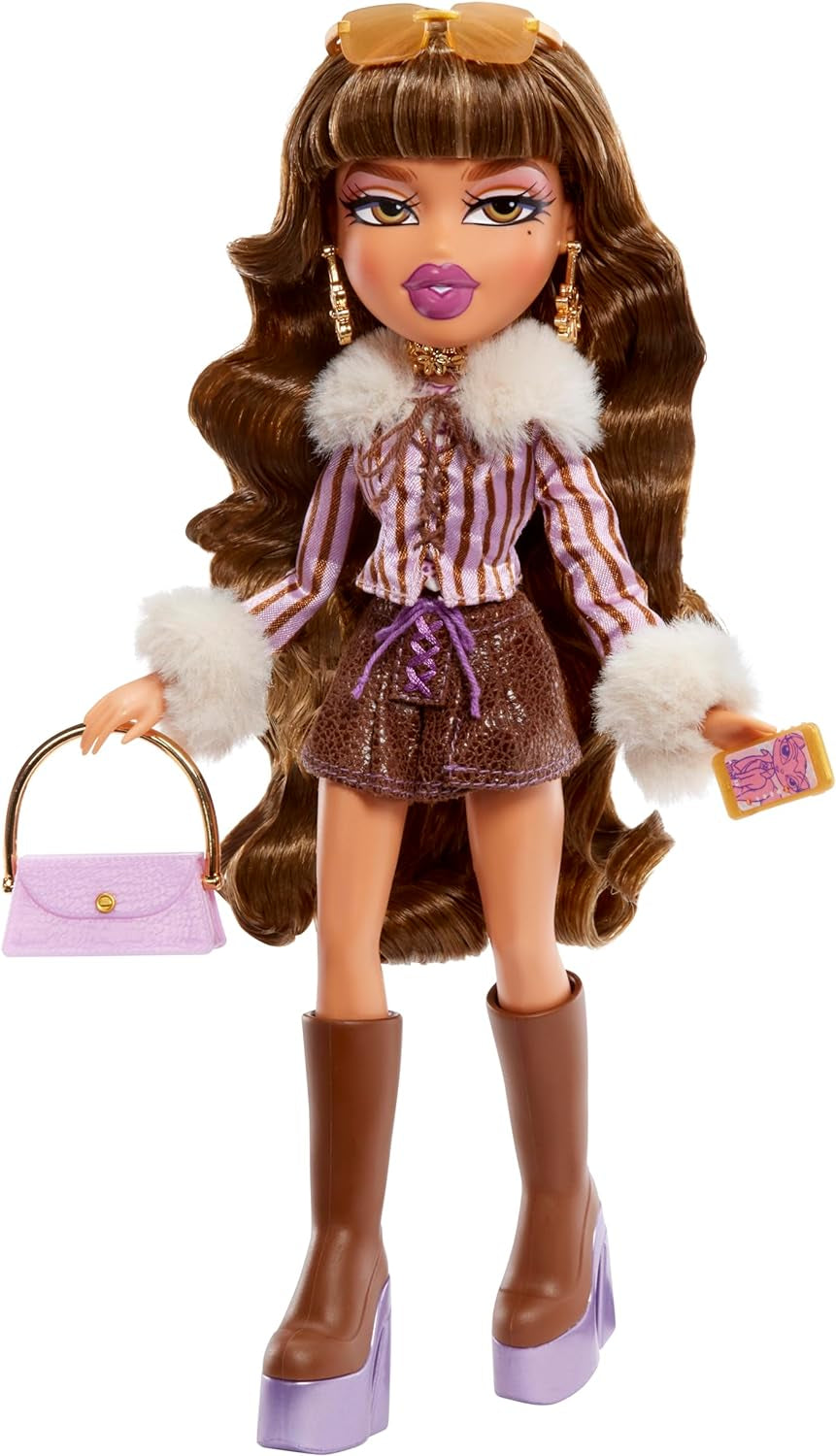 Bratz Alwayz Bratz Modepuppe - Yasmin - mit 10 Accessoires und Poster - Kinderspielzeug - Geeignet ab 6 Jahren