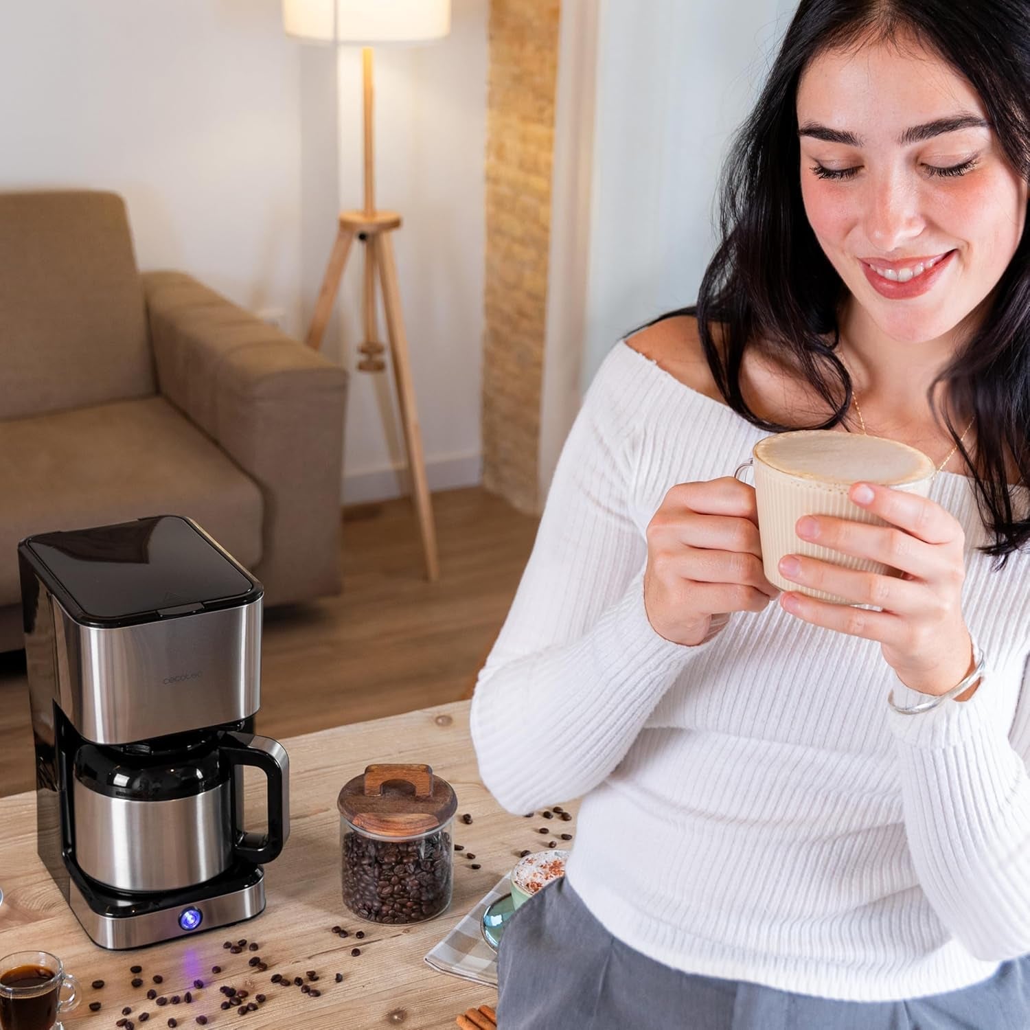 Cafetieră cu picurare Cecotec Coffee 66 Drop & Thermo, 950 W, 1,2 L, 10 cești, tehnologie ExtremeAroma, funcție anti-picurare, indicator nivel apă, filtru principal reutilizabil, protecție la supraîncălzire