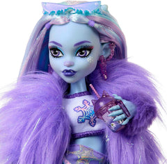 Monster High Abbey Bominable Yeti med Mammoth Pet og tilbehør - Uhyggeligt snefnuglook til børn 4+, HNF64 Naty Shop Dolls