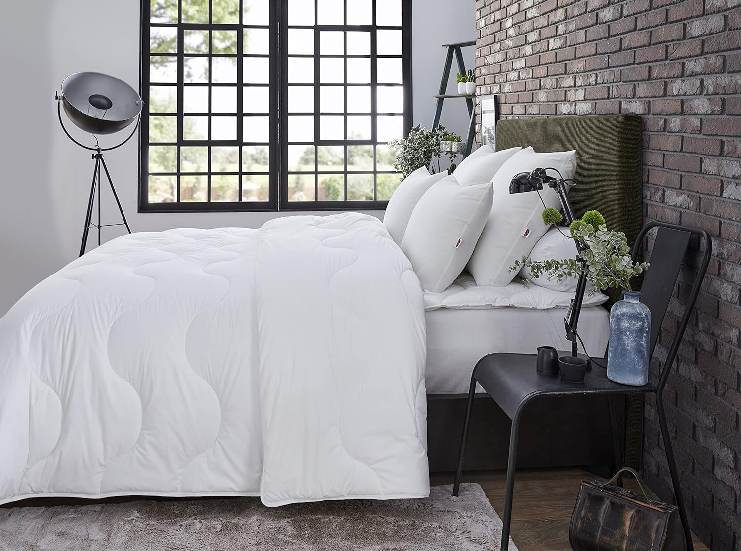 Maxiconfort Ultra quilt, varm, syntetisk fiber, 260 X 240 cm, hvid Dyner og dyner Naty Shop