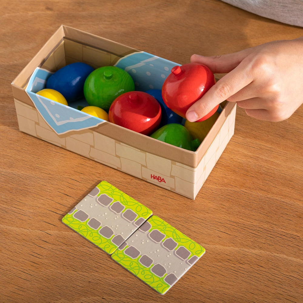 HABA First Orchard – My First Games: Bræt- og familiespil om farver og former, Klassisk trælegetøj til småbørn fra 2 år – 1004655001