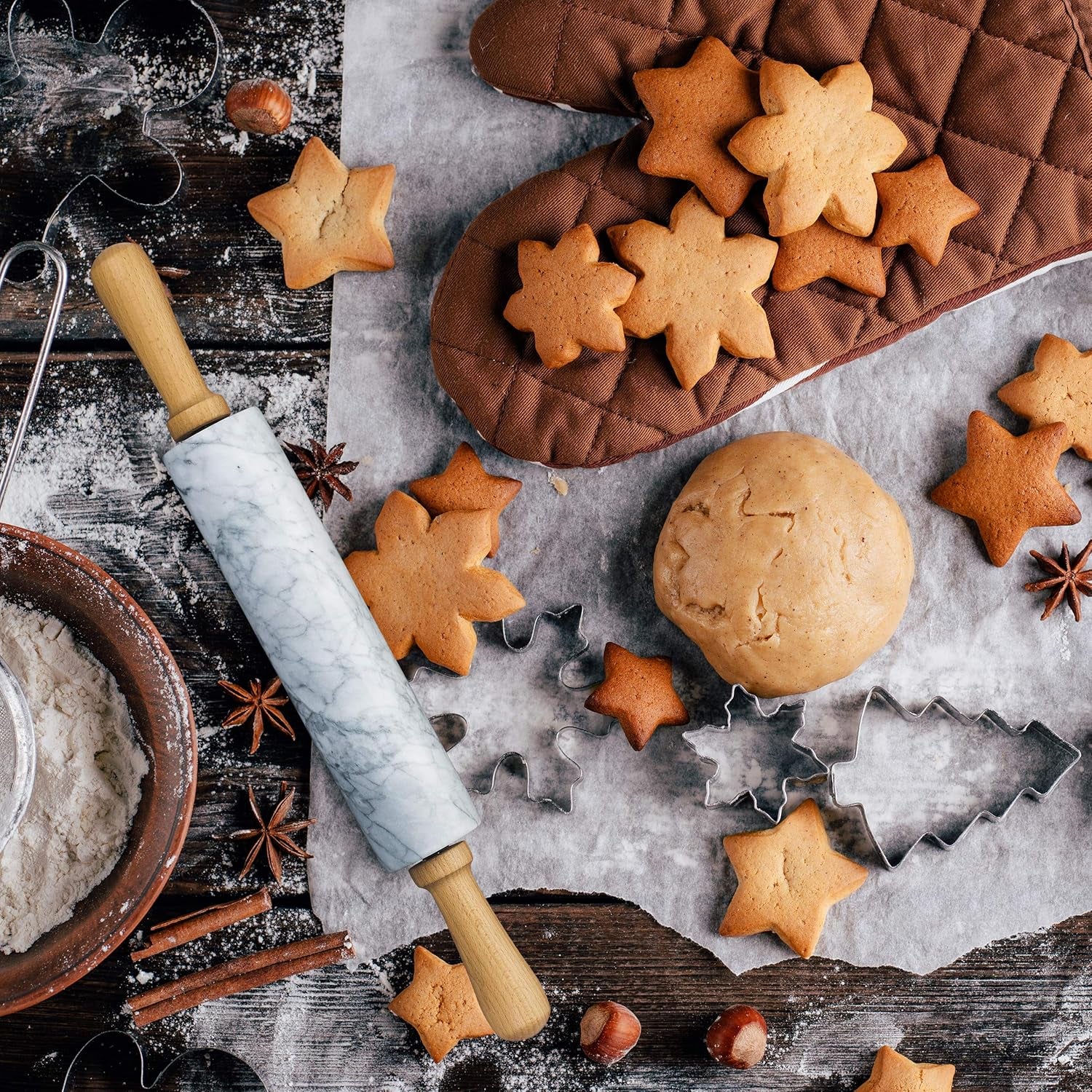 Relaxdays Nudelholz Marmor, Griffe aus Holz, Teigroller zum Kochen & Backen, mit Ablage, 48 cm, schwere Backrolle, hvid