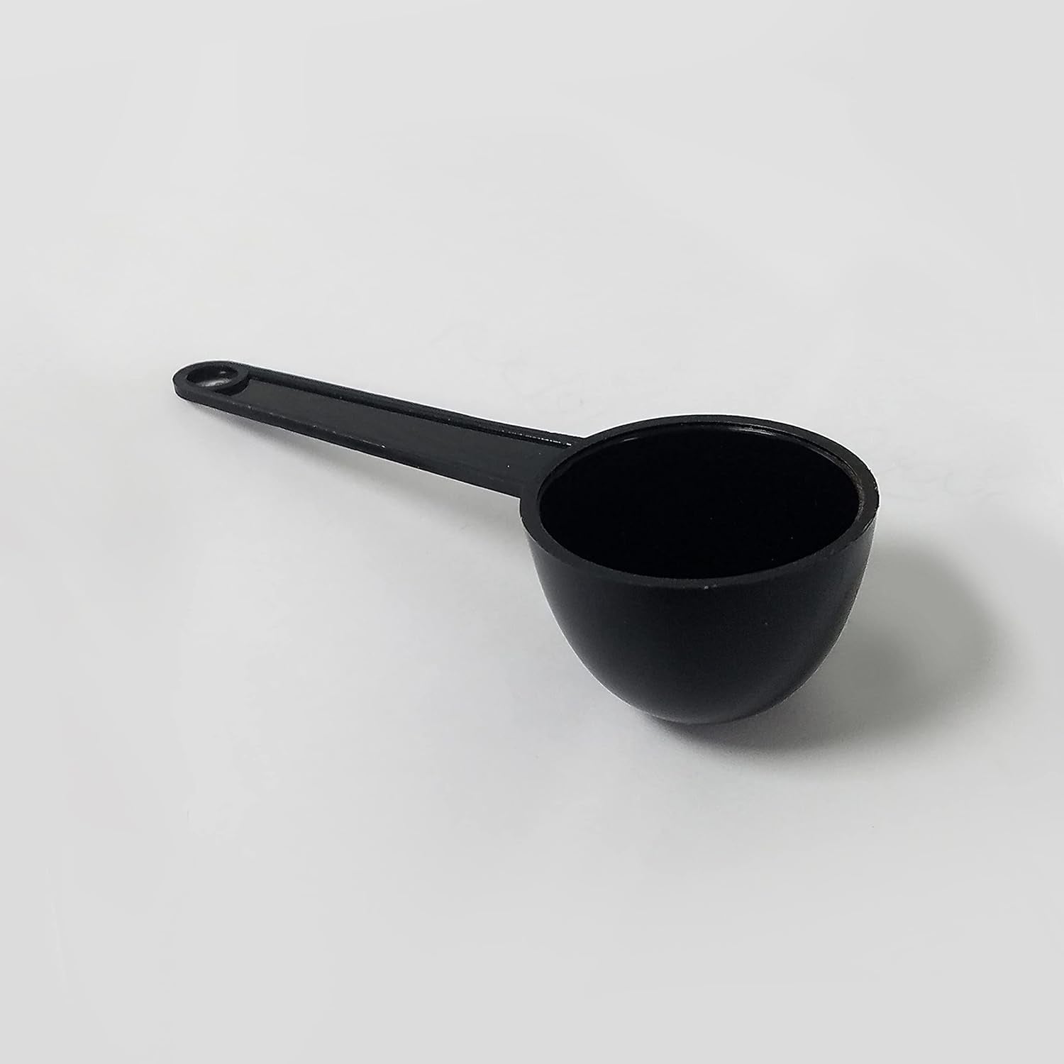 Espressor CASO Coffee Taste and Style cu filtru permanent, 1,5 l, temperatură optimă de preparare 92-96 °C, sistem anti-picurare, cap de preparare optimizat, oțel inoxidabil, 12 cești