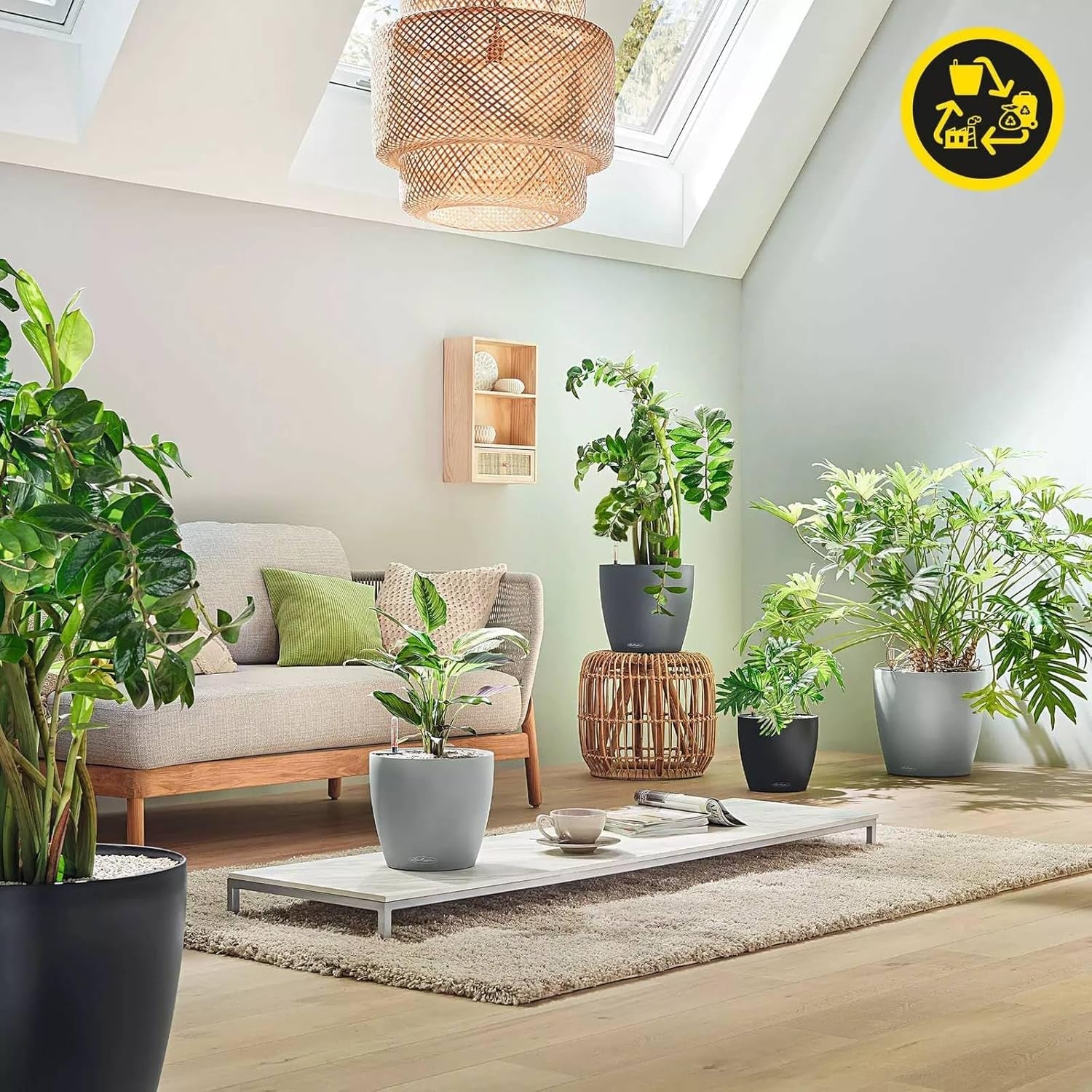 Jardinieră LECHUZA Classico Color ECO 60 Gri Închis | Jardinieră cu sistem de udare și indicator al nivelului apei | Fabricată din plastic 100% reciclat | Finisaj mat | Ø 60 x 55,5 cm | 18955