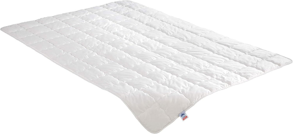 Irisette quilt vask-silke - Made in Germany - Dyne lavet af 60% vild silke, 40% bomuld, Inkl. opbevaringstaske, 135 X 200 Cm, Øko-Tex certifikat Dyner og dyner Naty Shop 135 X 200 Cm